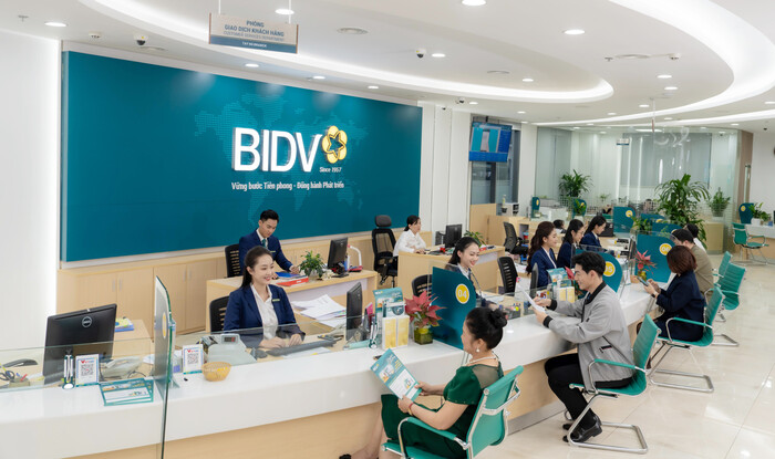 Ngân hàng BIDV thuộc top 10 ngân hàng thương mại Việt Nam uy tín, phù hợp để khách hàng gửi tiền tiết kiệm